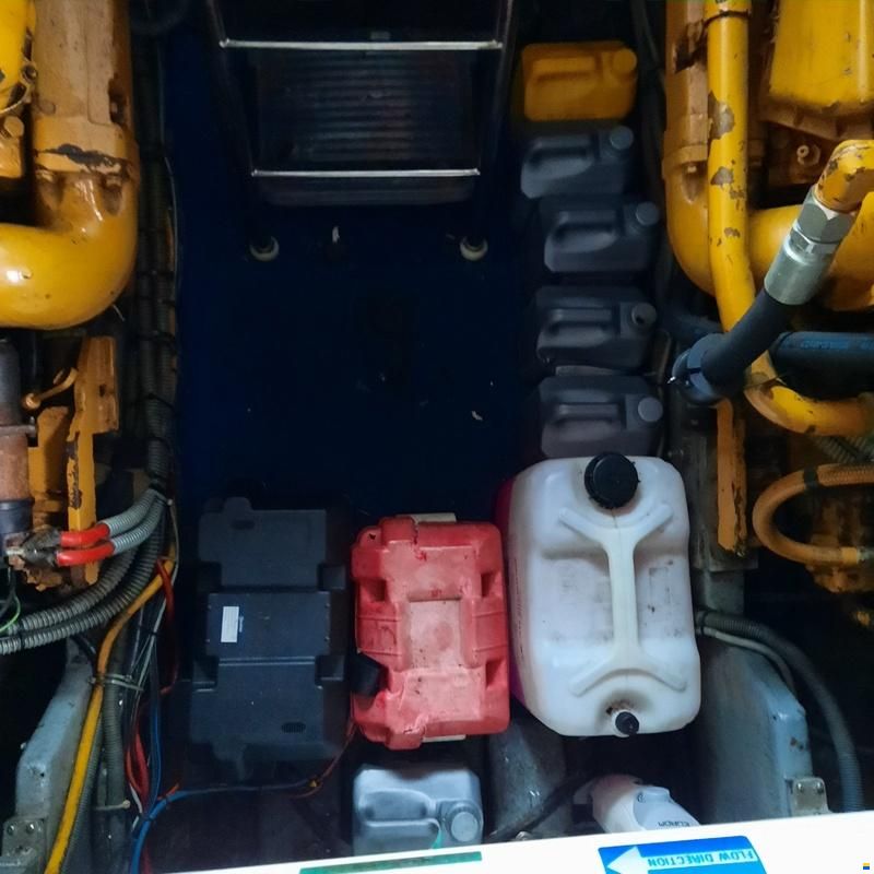 Sea Ray 390 Express