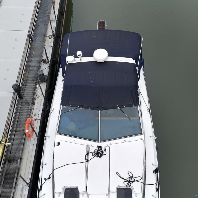 Sea Ray 390 Express