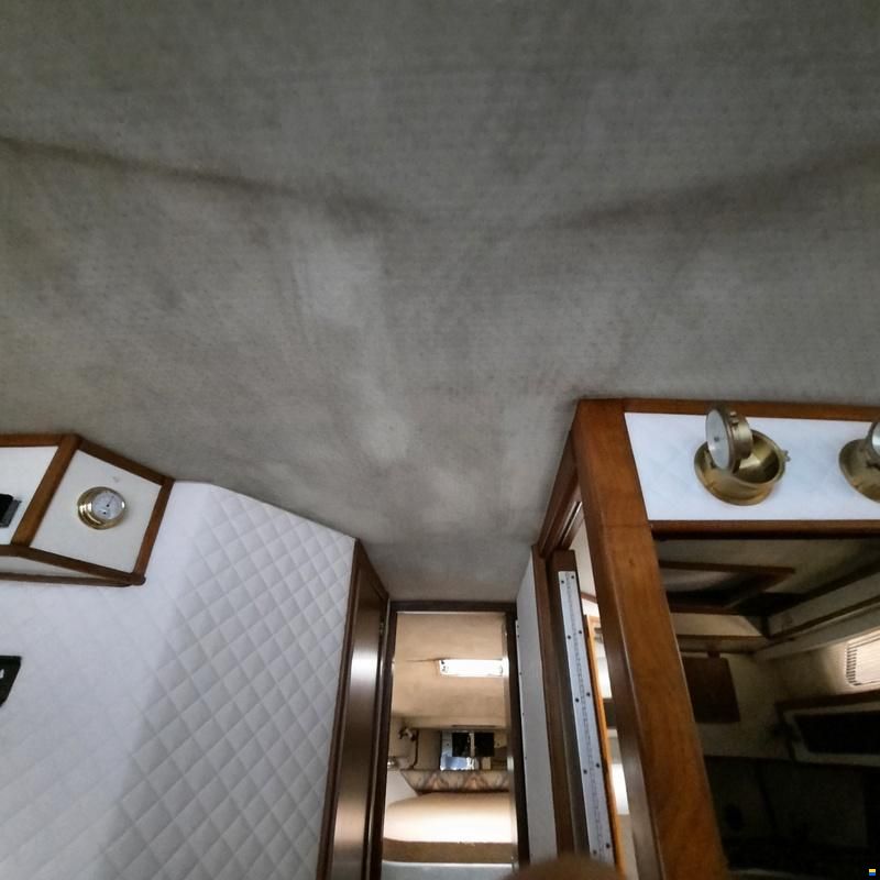 Sea Ray 390 Express