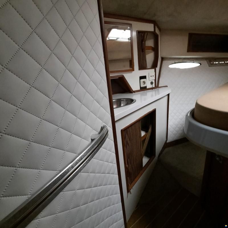 Sea Ray 390 Express