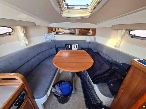 Sealine International S23 Sports Cruiser