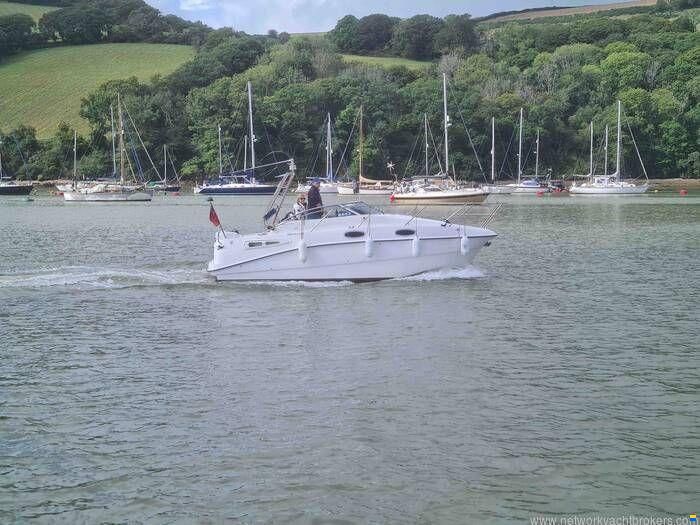 Sealine International S23 Sports Cruiser