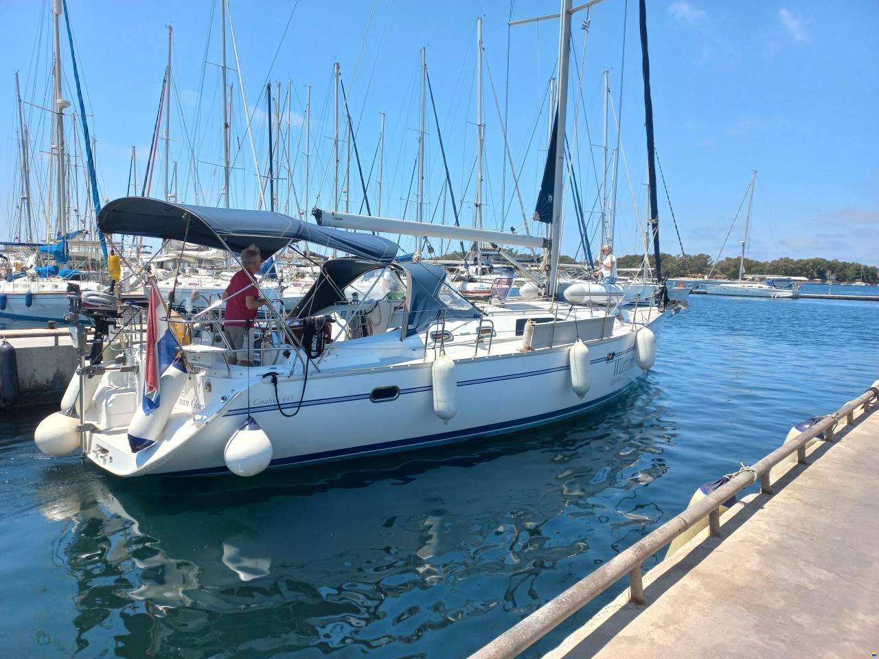 Catalina 445