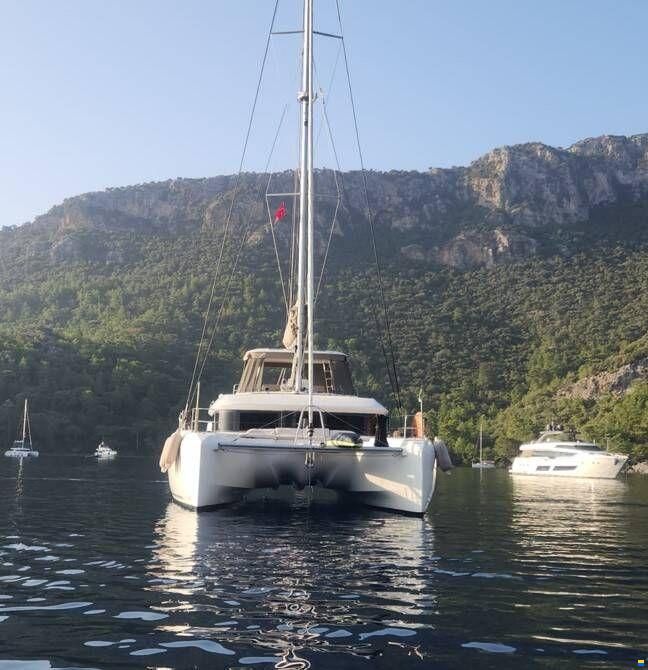 Lagoon 50