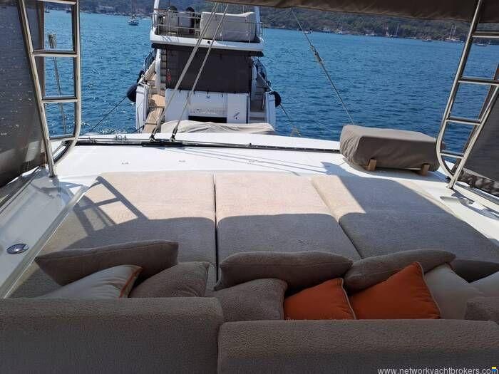 Lagoon 50