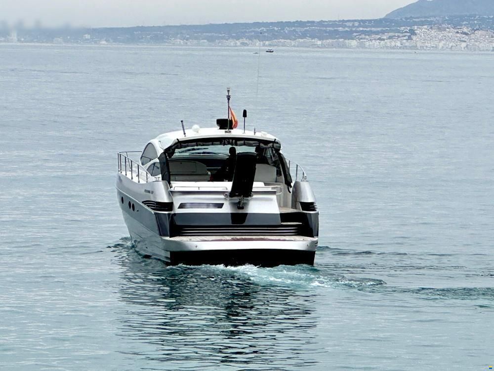 Pershing 50