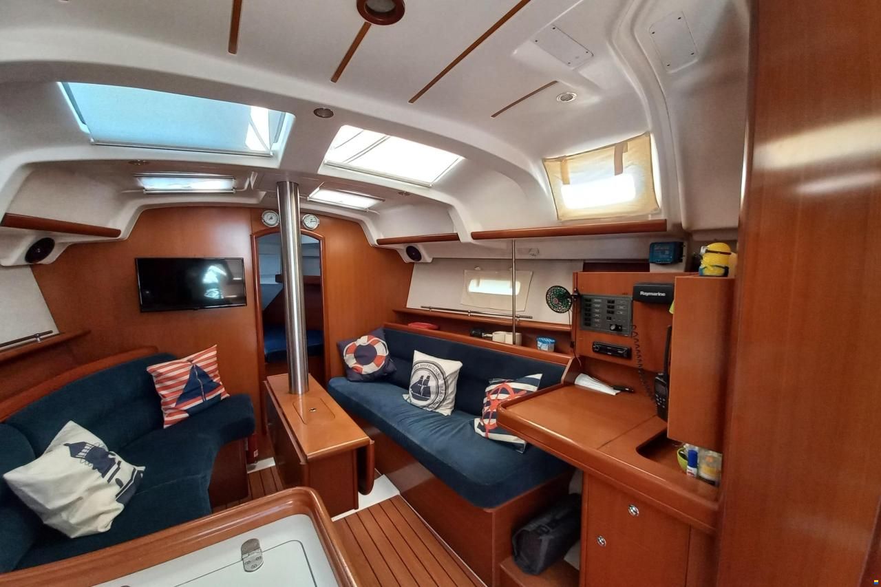Beneteau Oceanis 343