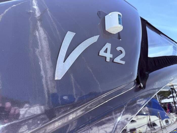 Princess V42
