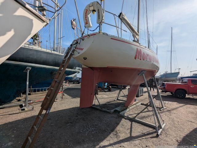 Beneteau First 30