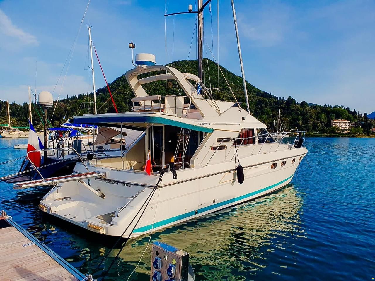Fairline 43