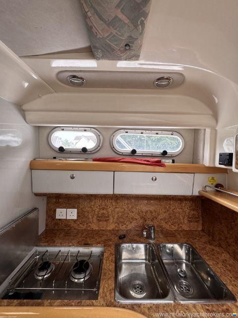 Sealine International 28