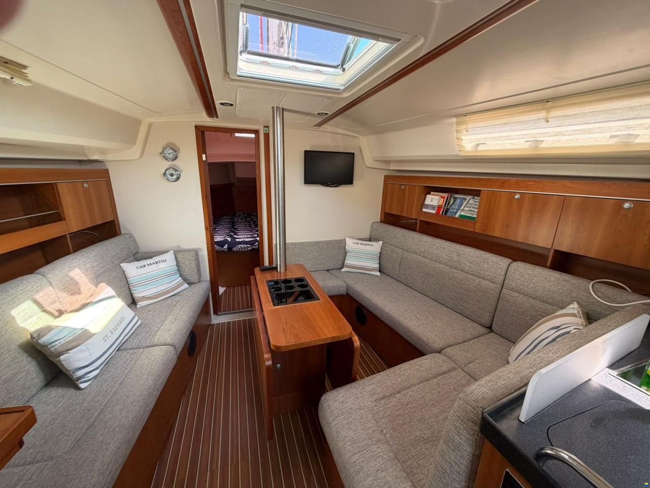 Hanse Yachts AG HANSE 385