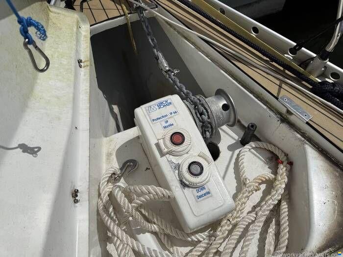 Beneteau Oceanis Clipper 381