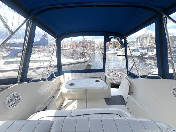 Maxum 2400 SCR