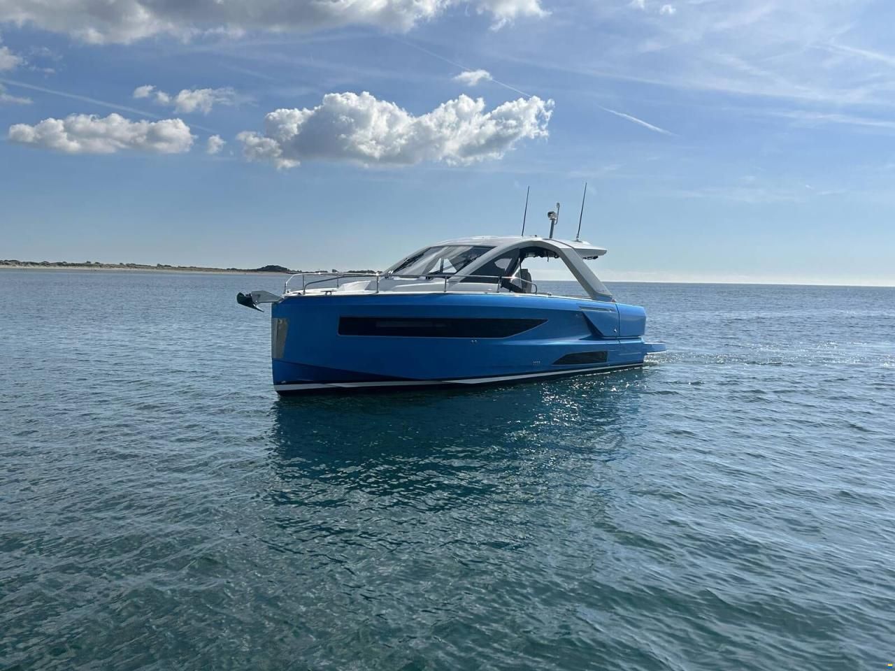 Jeanneau DB37