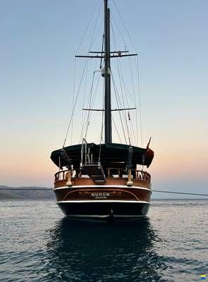 MOTOR SAILOR / GOULET