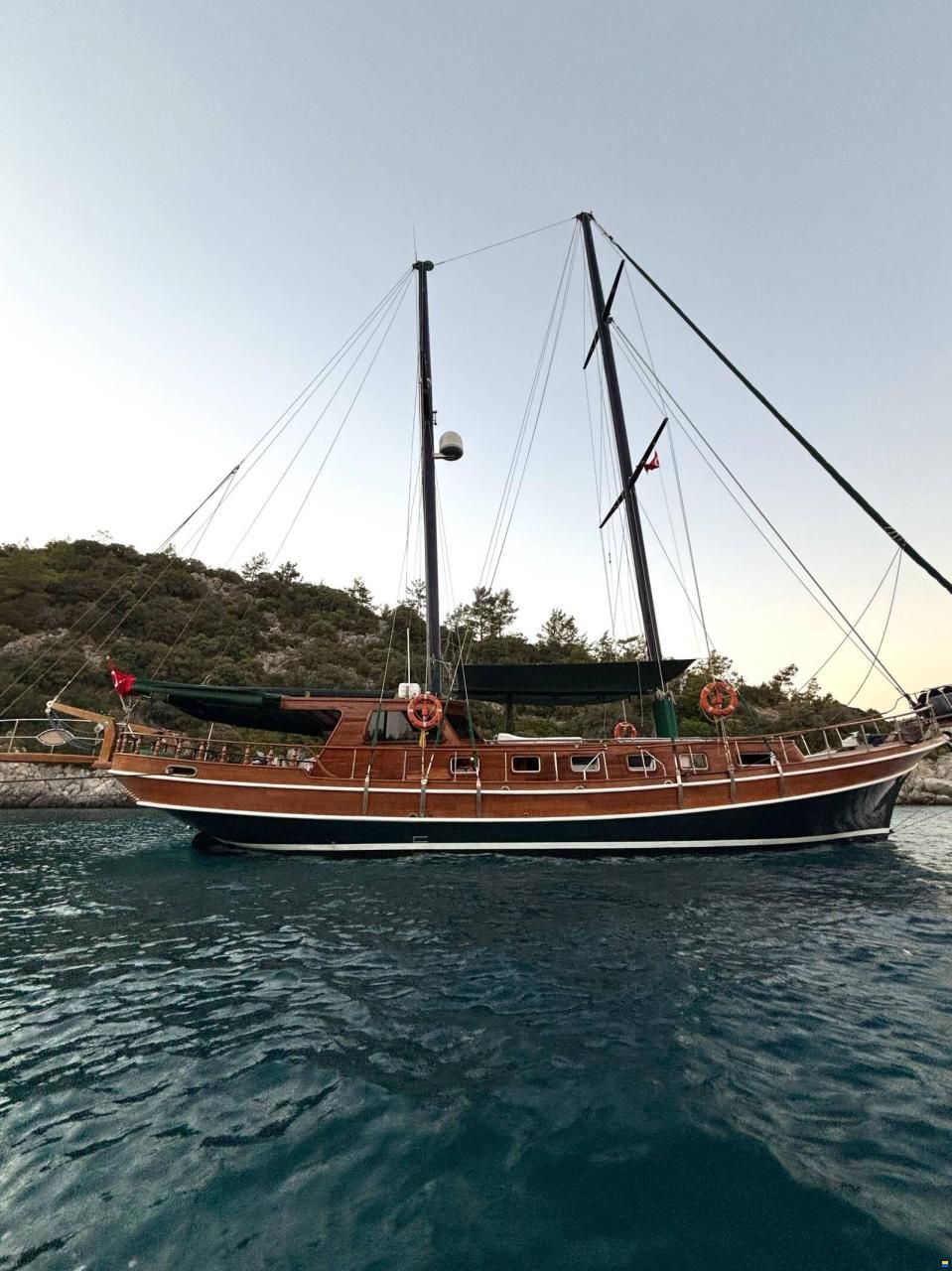 MOTOR SAILOR / GOULET