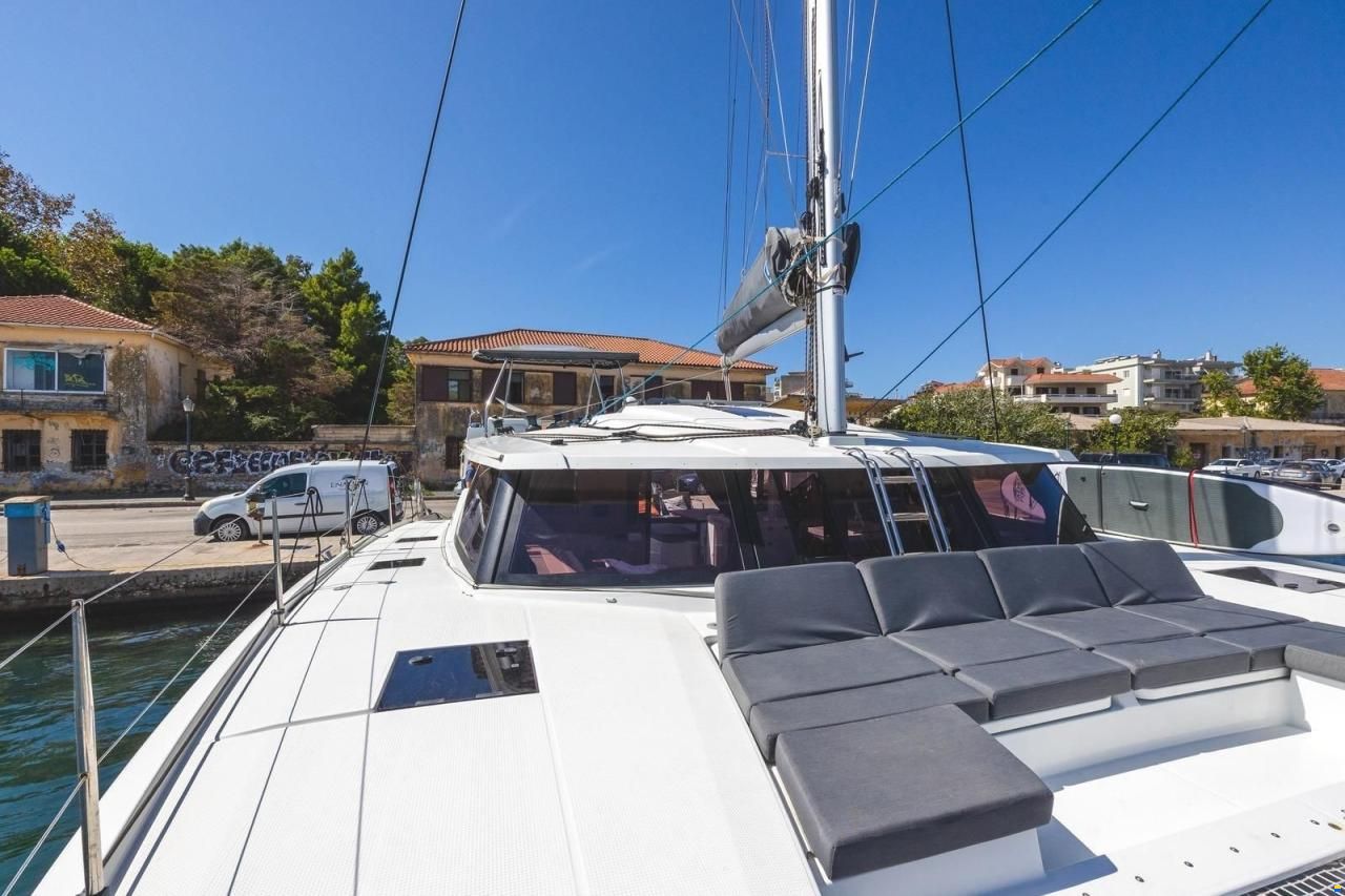 Fountaine Pajot Astrea 42 Catamaran