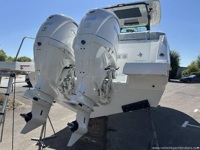 Jeanneau Cap Camarat 9.0 CC Series 2