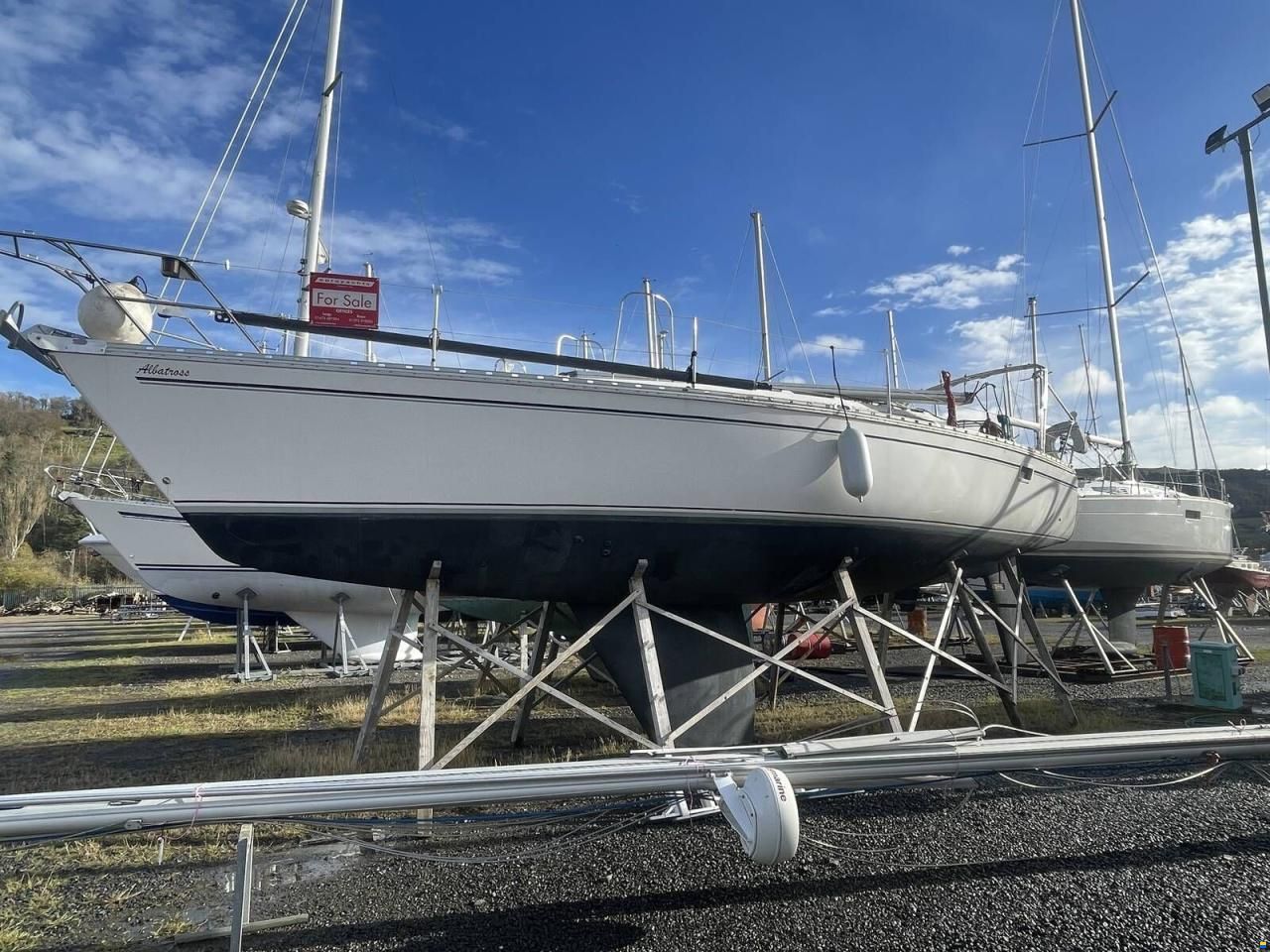 Jeanneau Olympic Sea 42 Sun Legend Hull