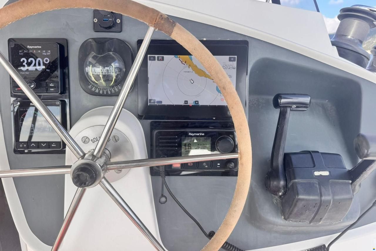 Fountaine Pajot LAVEZZI 40