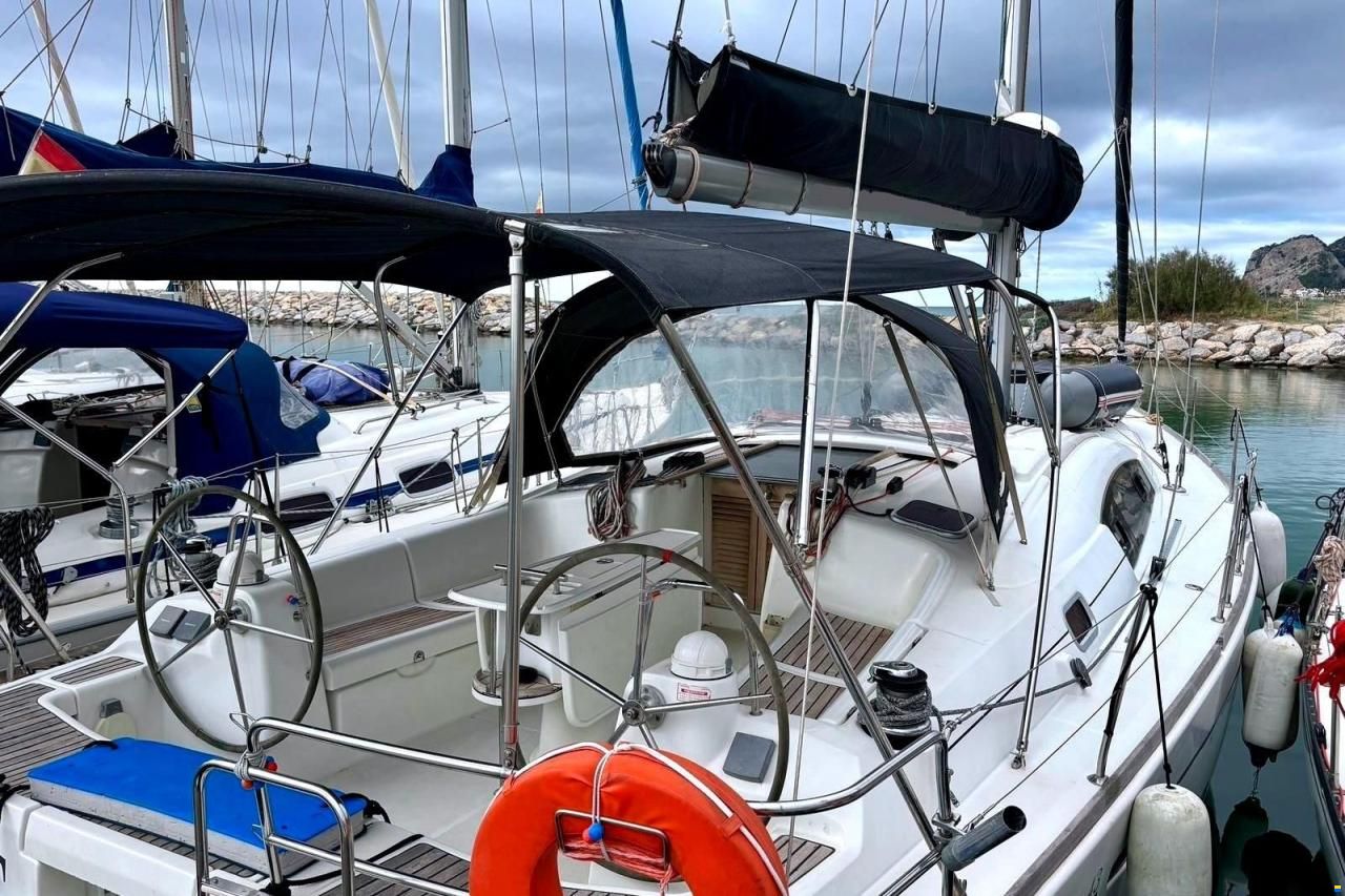Beneteau Oceanis 43