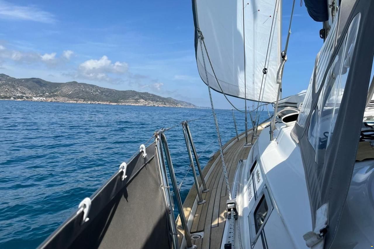 Beneteau Oceanis 411 Celebration