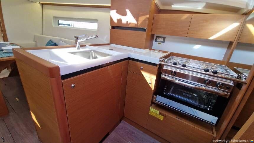 Jeanneau Sun Odyssey 350