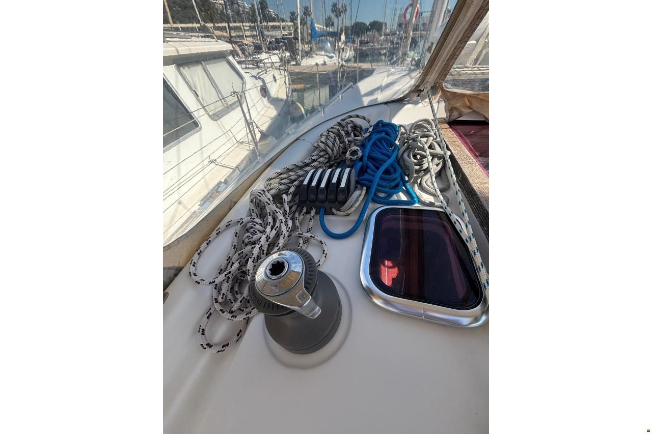 Hanse 370