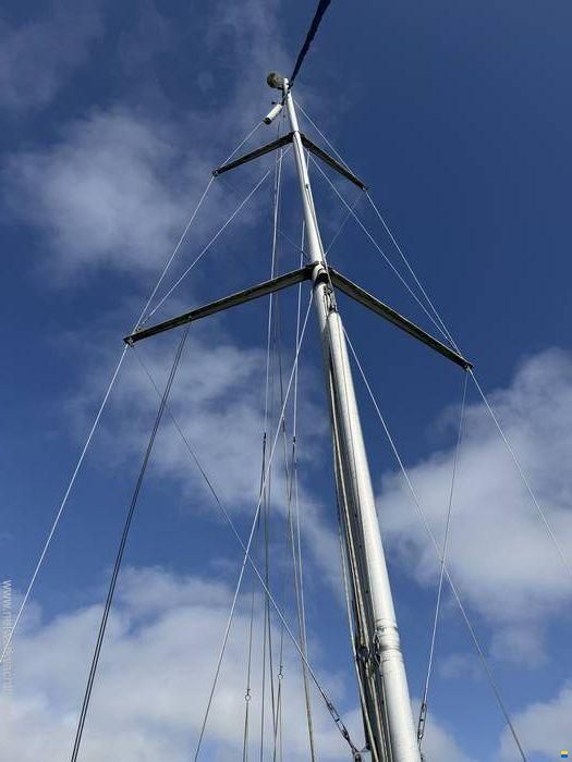 Hunter Legend 326