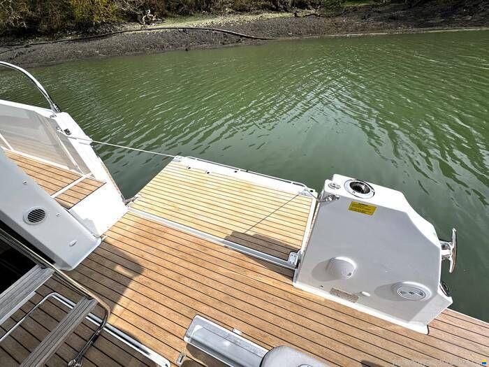 Jeanneau Merry Fisher 1295 Fly