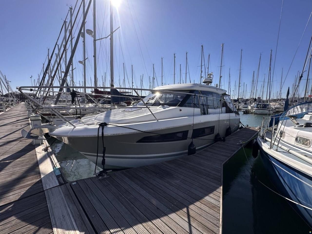 Jeanneau NC9