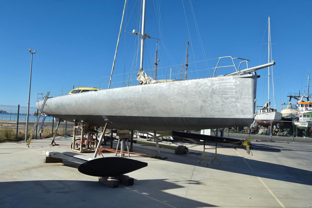 Unclassified Custom Open 60