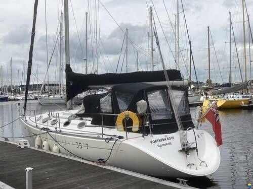 Beneteau First 35.7