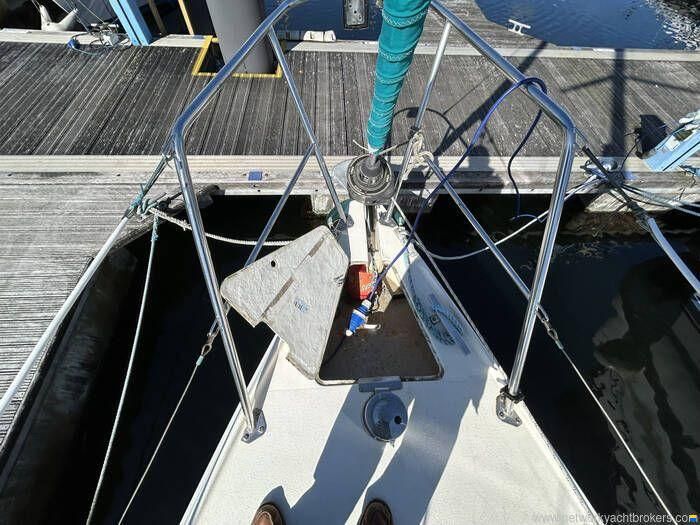 Hunter Horizon 32 Wheelhouse
