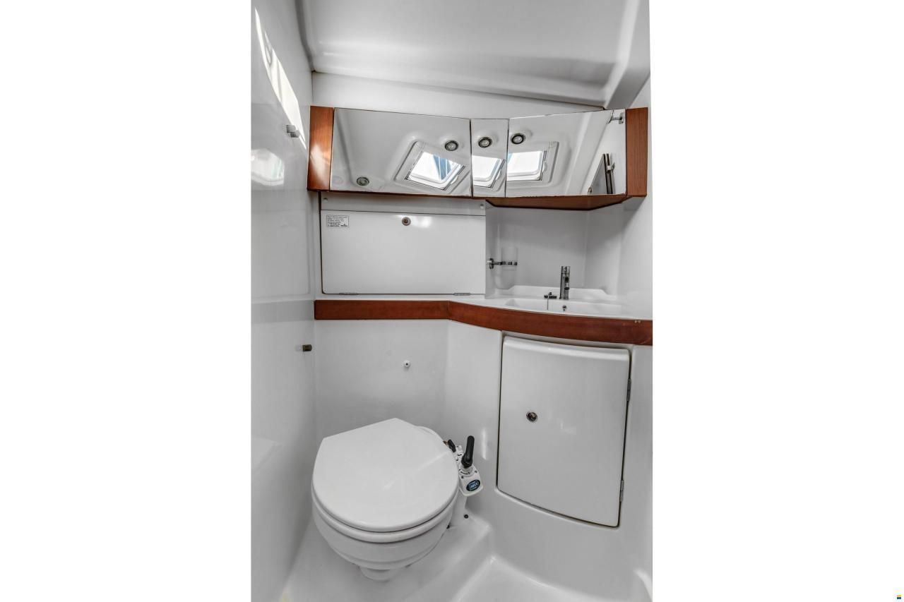 Beneteau Oceanis 43