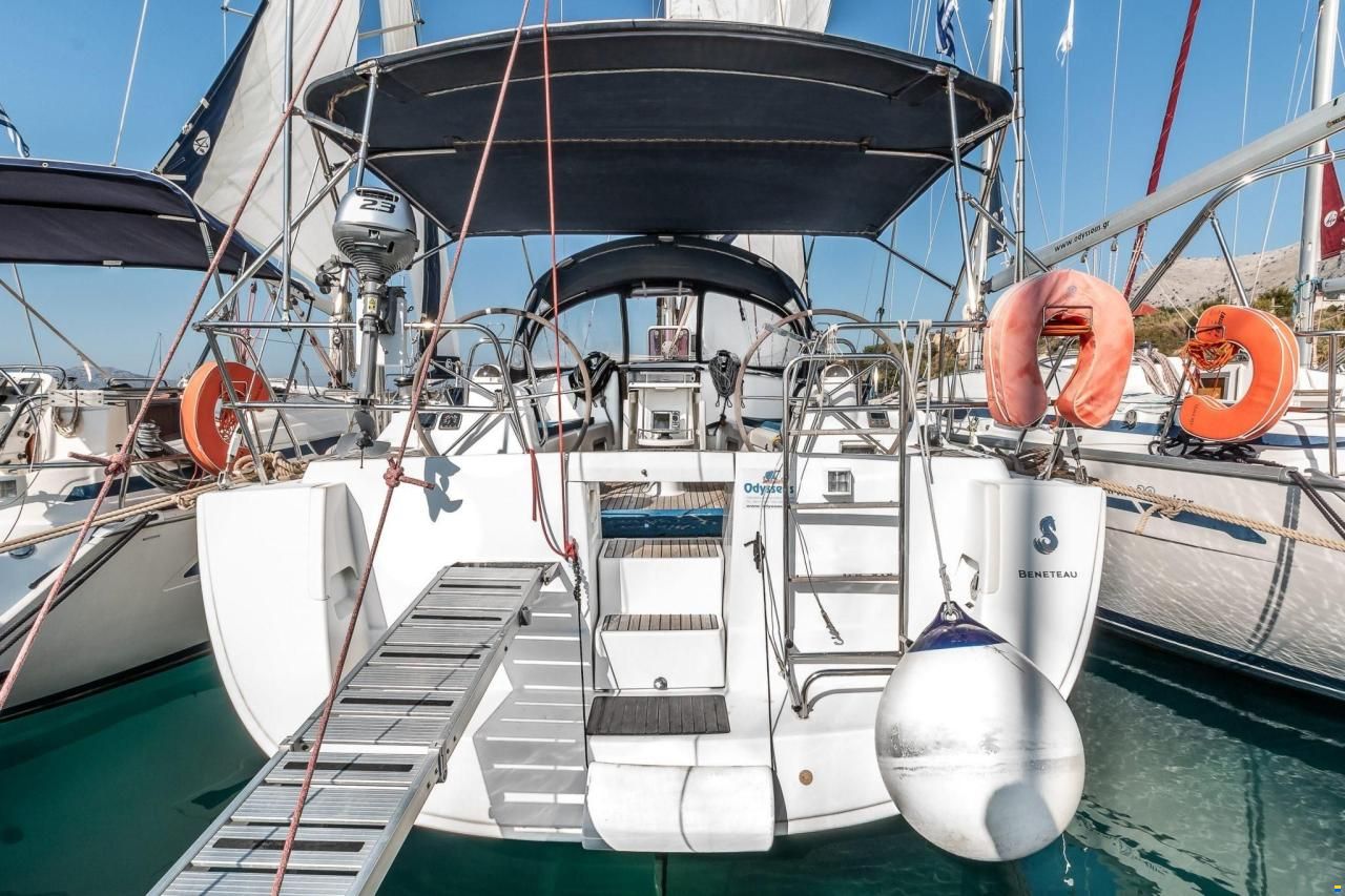 Beneteau Oceanis 43