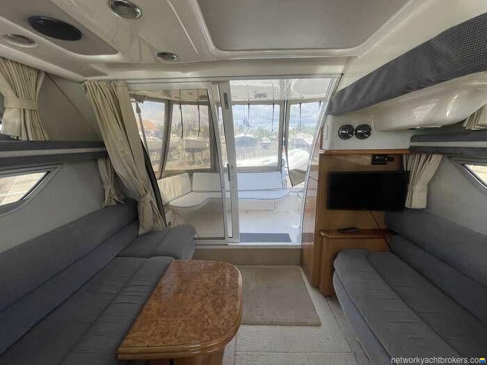 Sealine International F33