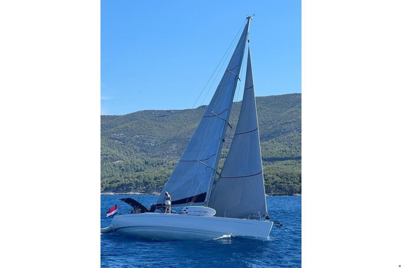 Grand Soleil 50