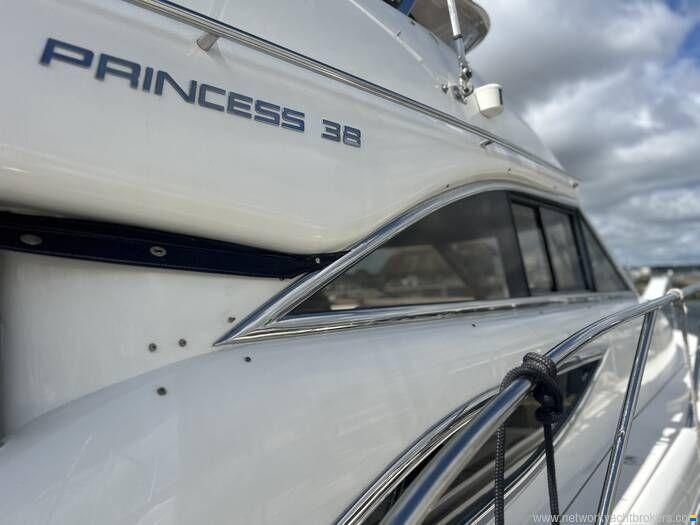 Princess 38
