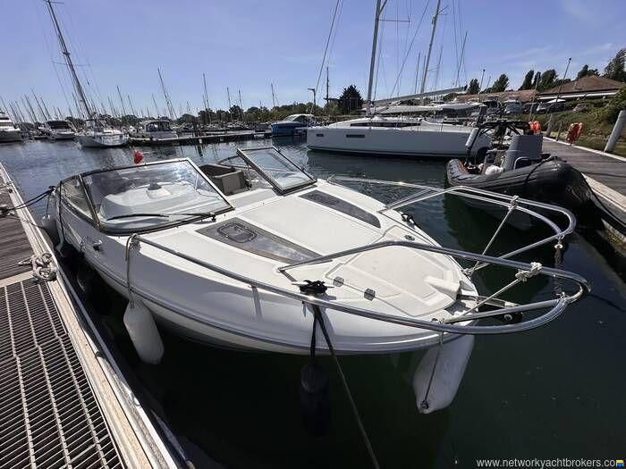 Jeanneau Cap Camarat 6.5 DC