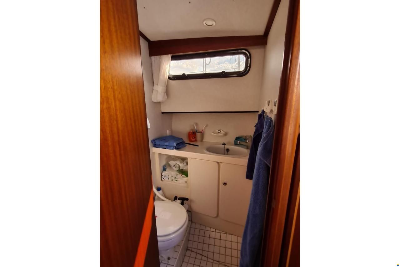 Linssen SC 38