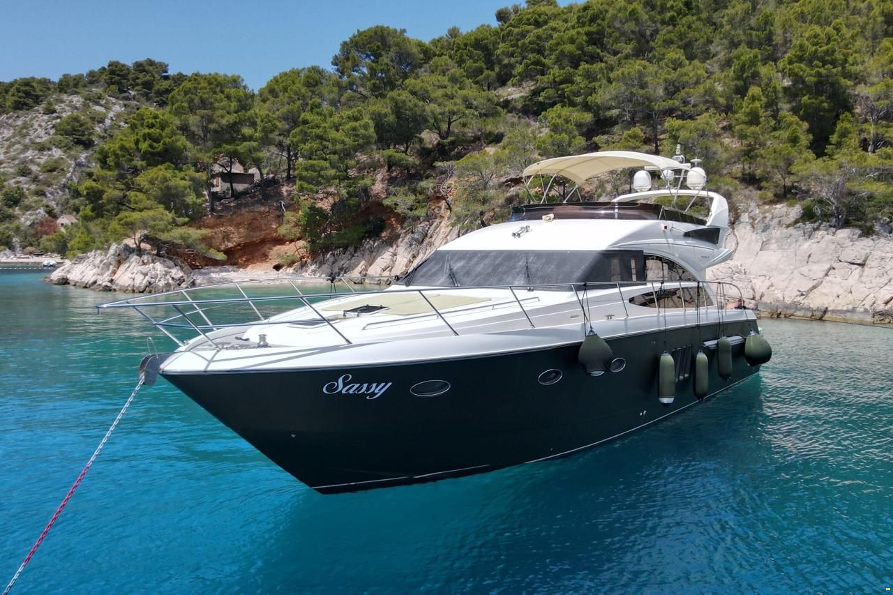 Princess 62 Flybridge Motor Yacht