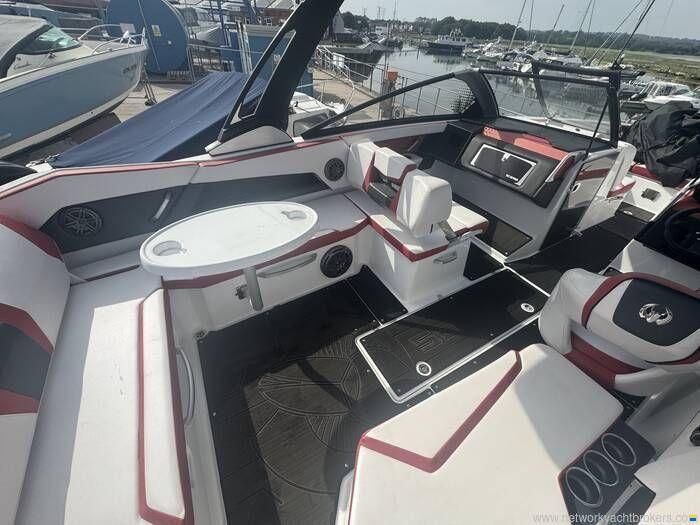 Scarab 285 ID