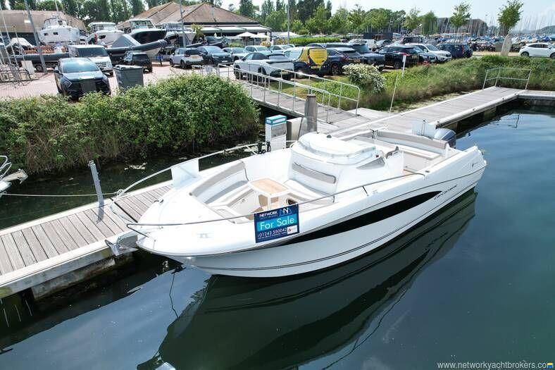 Jeanneau Cap Camarat 8.5 CC