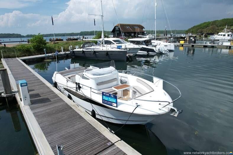 Jeanneau Cap Camarat 8.5 CC