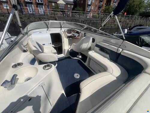 Rinker 232 Captiva
