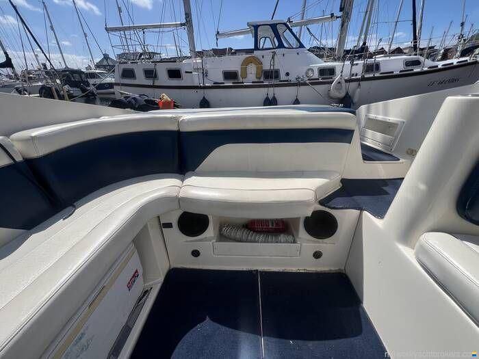 Rinker 232 Captiva
