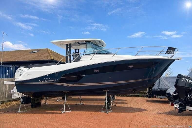 Jeanneau Cap Camarat 10.5 WA Series 2
