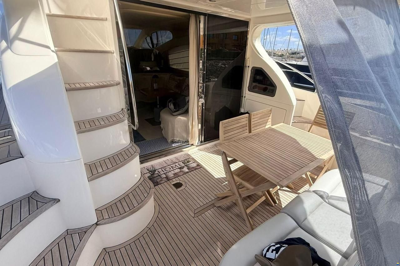 Azimut 46